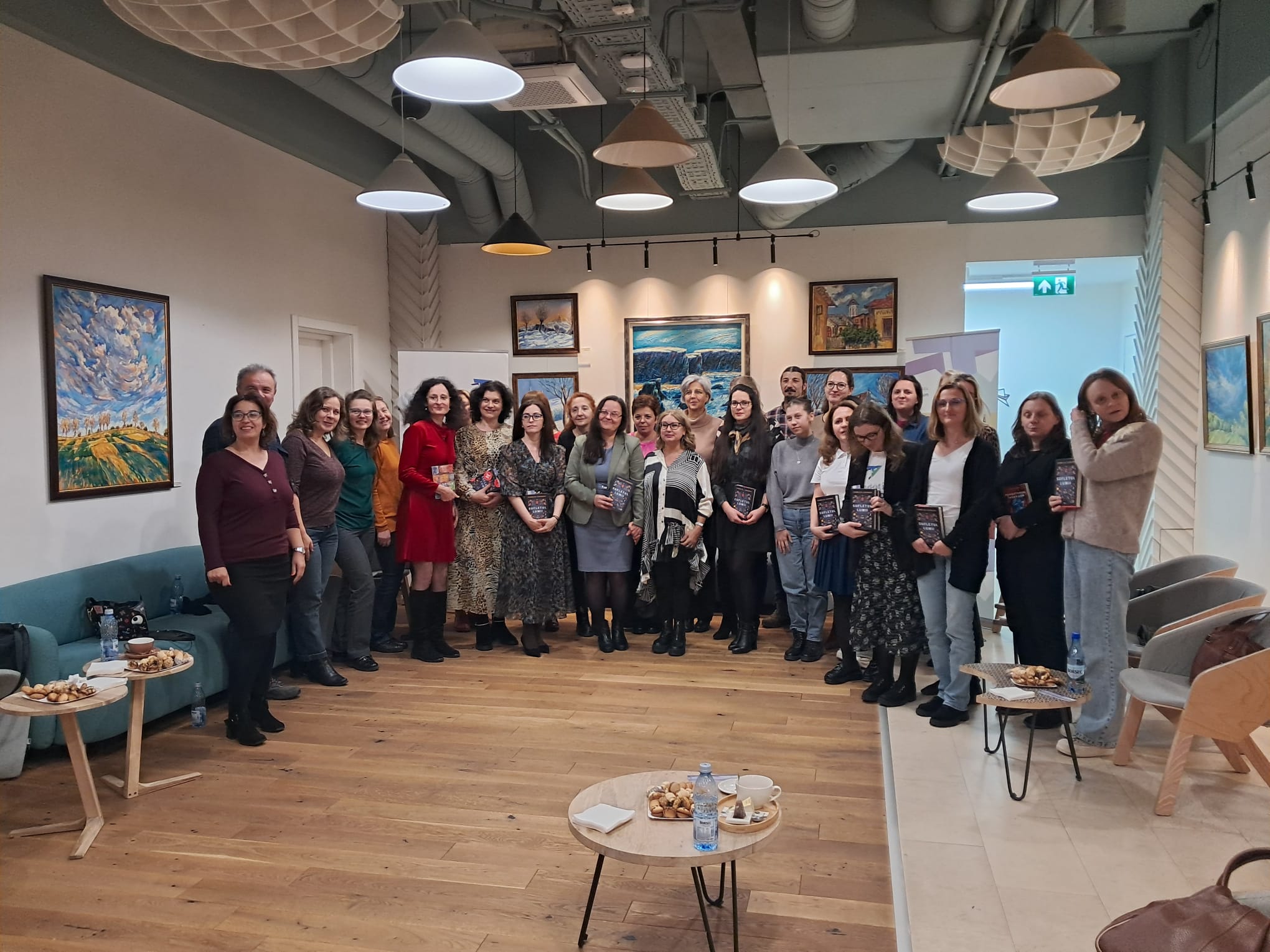 📚Două cluburi, o singură pasiune: lectura!✨