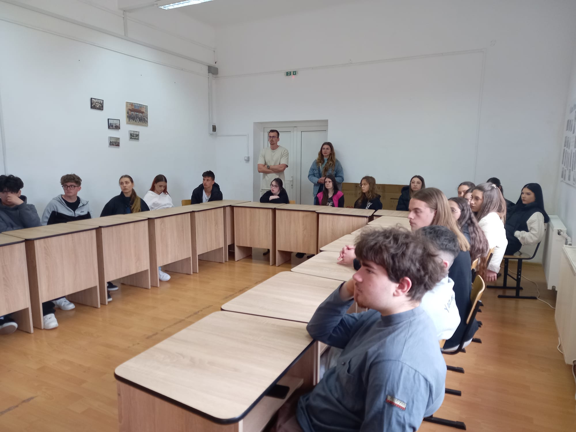 🎓 Devino AutonOM | Liceul Teoretic „Dr. I.C. Parhon”